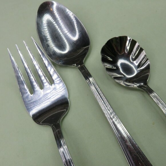 Wallace Arlington Lot of 14 Soup 4 Salad Forks 5 Knives 1 Teaspoon Serving - Picture 4 of 12